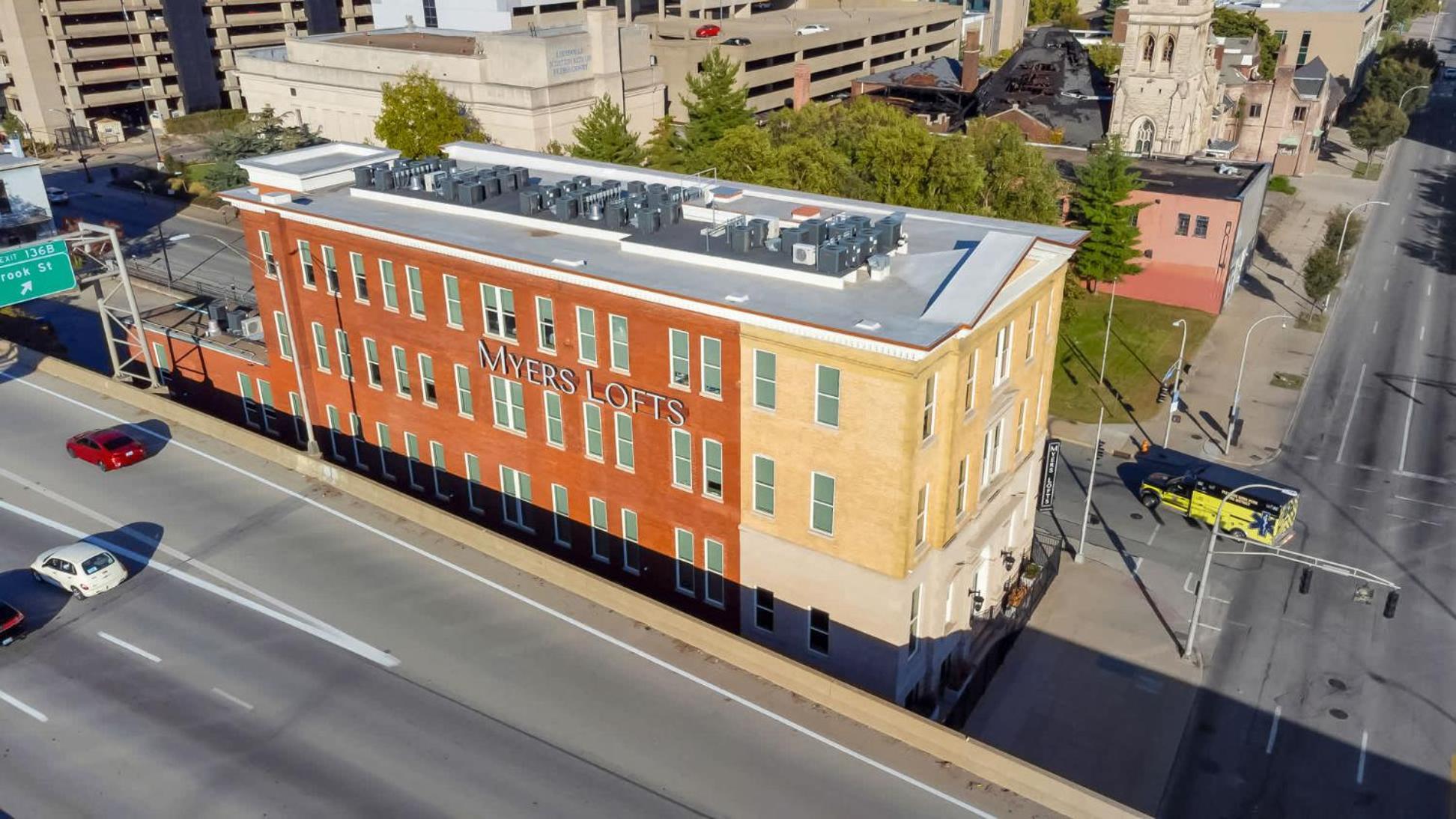 Apartment Modern Space In The Vibrant #410 Louisville