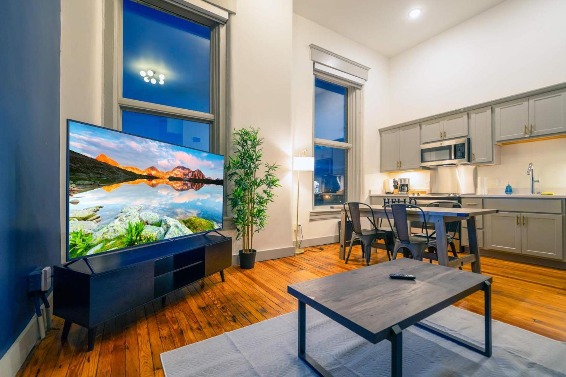 Apartment Modern Space In The Vibrant #410 Louisville