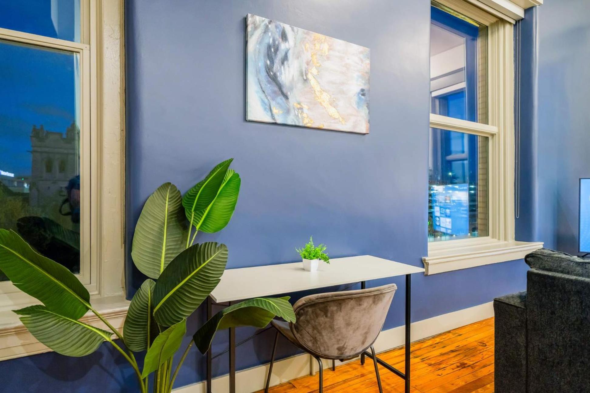 Apartment Modern Space In The Vibrant #410 Louisville